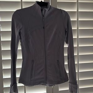 Lululemon gently worn zip up size 4 jacket